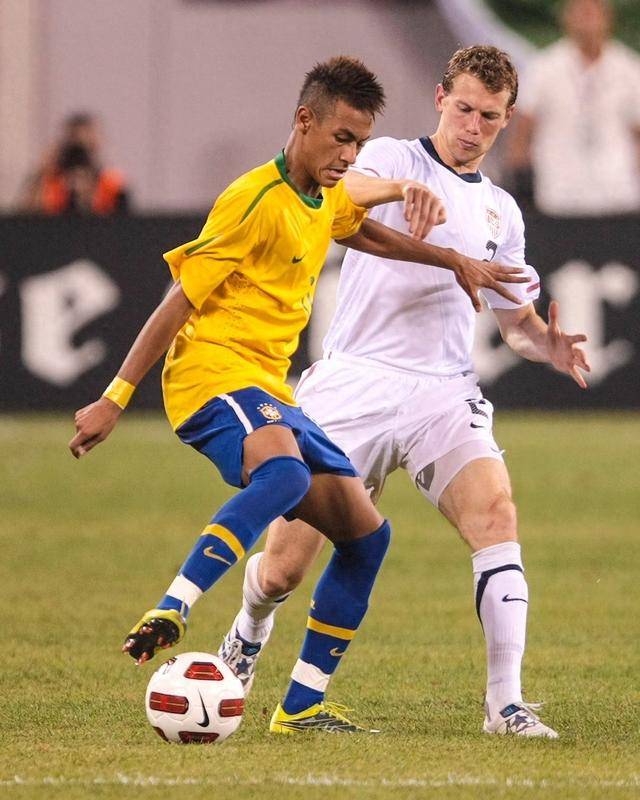 关于内马尔主帅豪言：今晚必须击败哈兰德，否则辞职！的信息