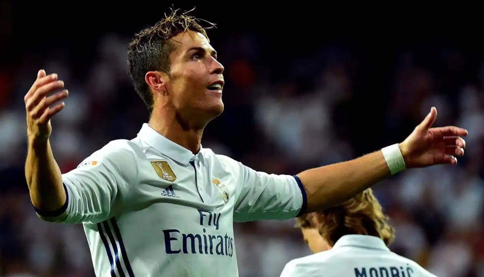  C罗赛事官方发布惊险取胜新规，曼联争议不断！